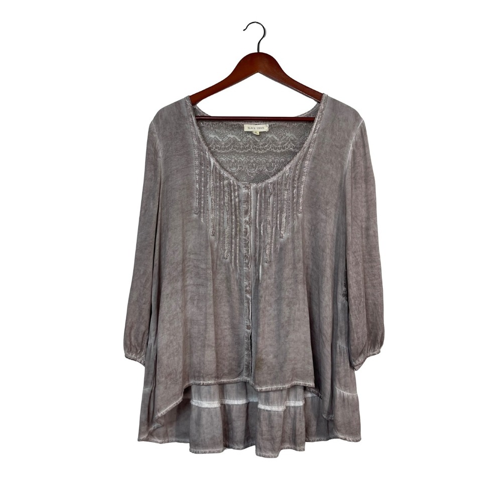 Black Swan Boho Women's Gray Lace Trim Tiered Tunic Top | Cottagecore Feminine